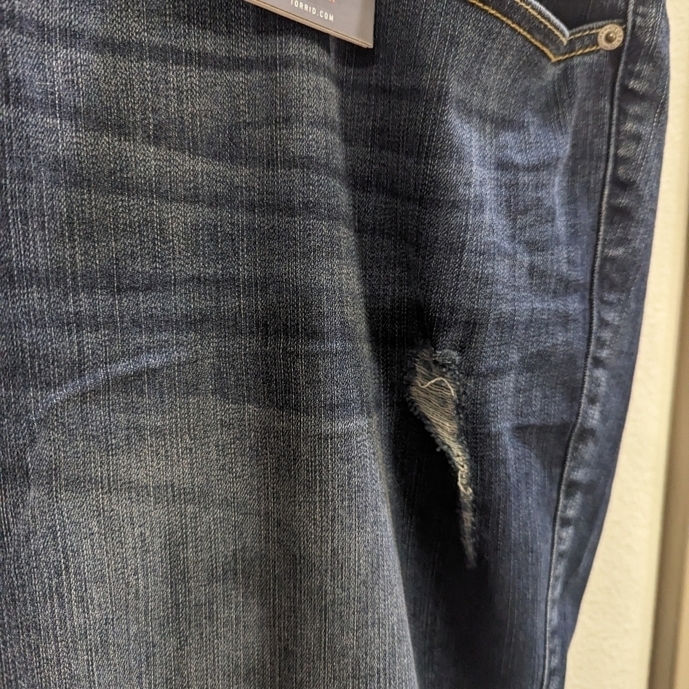 Torrid Premium Stretch Cropped Jeggings - Picture 7 of 10